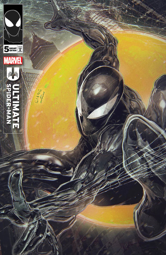 ULTIMATE SPIDER-MAN #5 (JOHN GIANG EXCLUSIVE BLACK COSTUME VARIANT